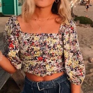 Floral Puff Sleeve Crop Top